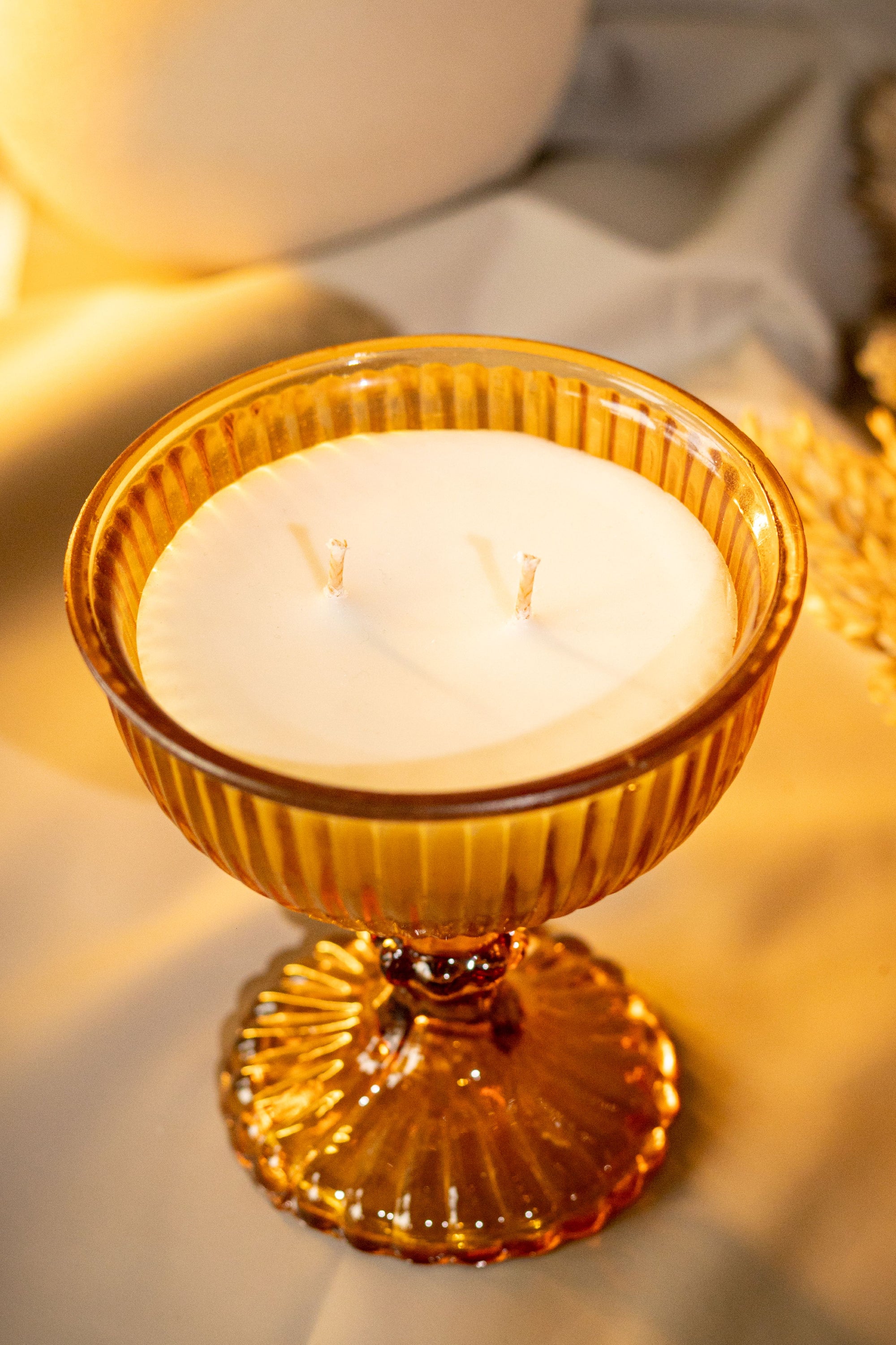 AMBER GLASS BOWL TWO-WICK