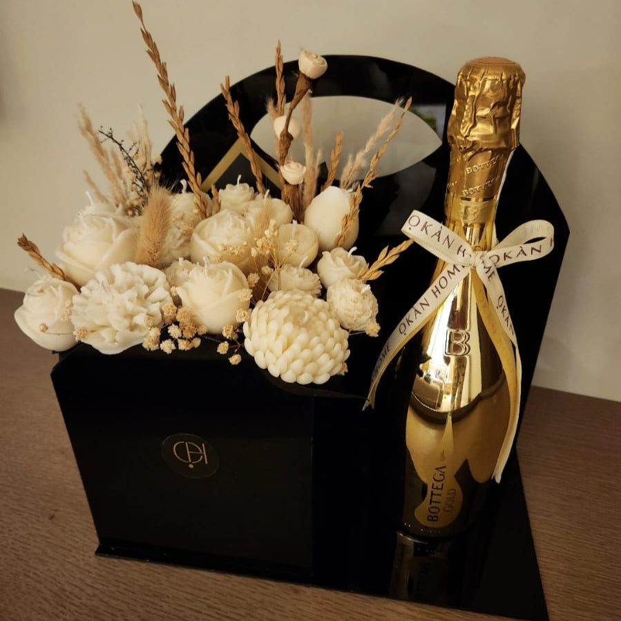 CANDLE BOUQUET COMBO(Without Bottle)