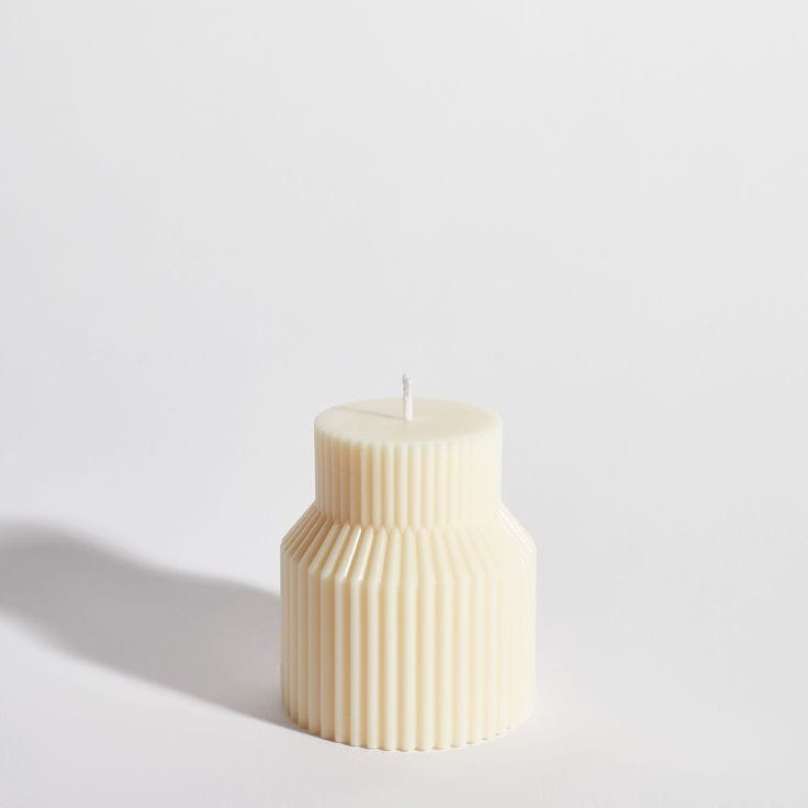 RIBBED VASE